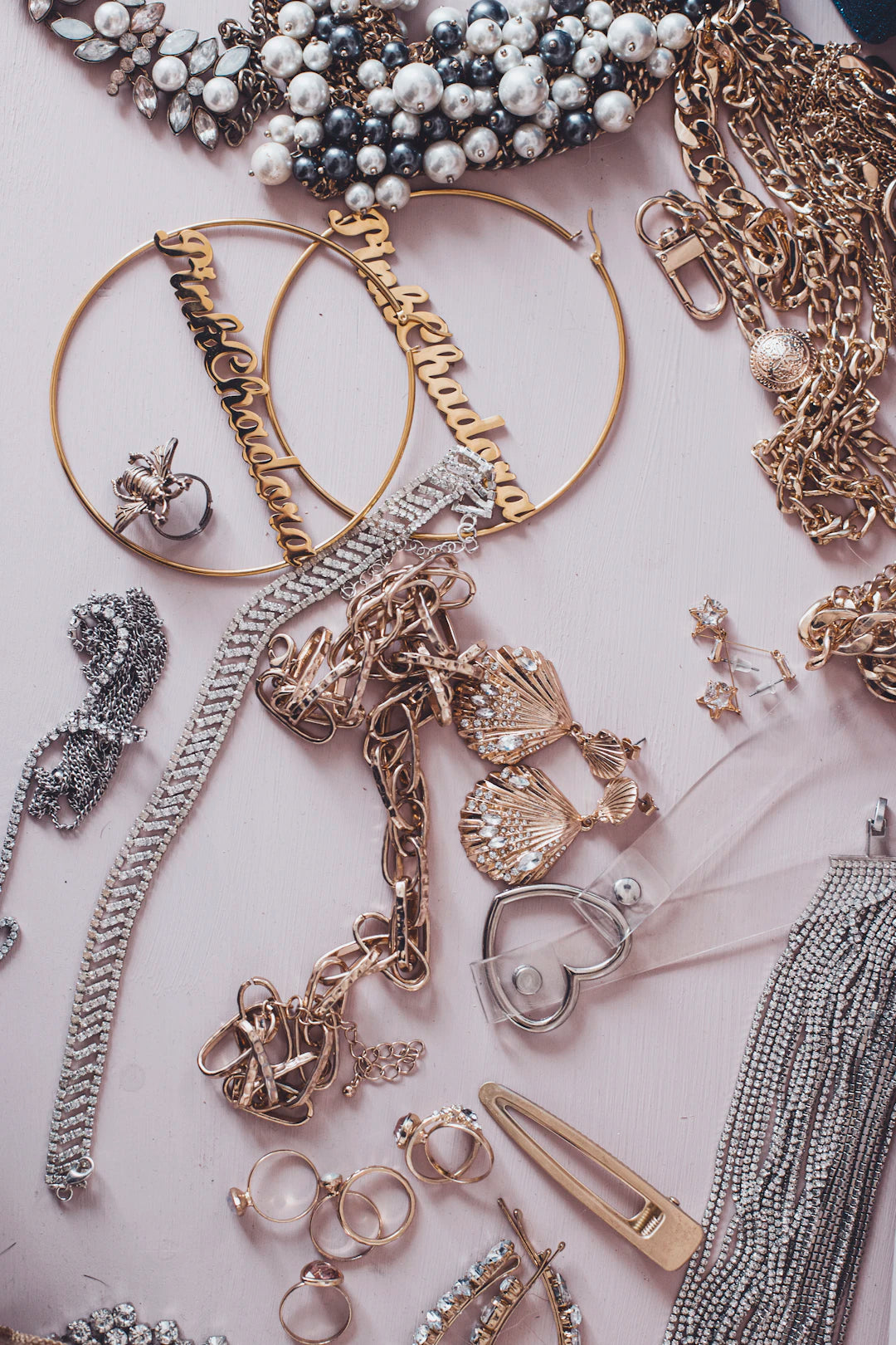 Accessoires Indispensables pour les Coiffures Afro