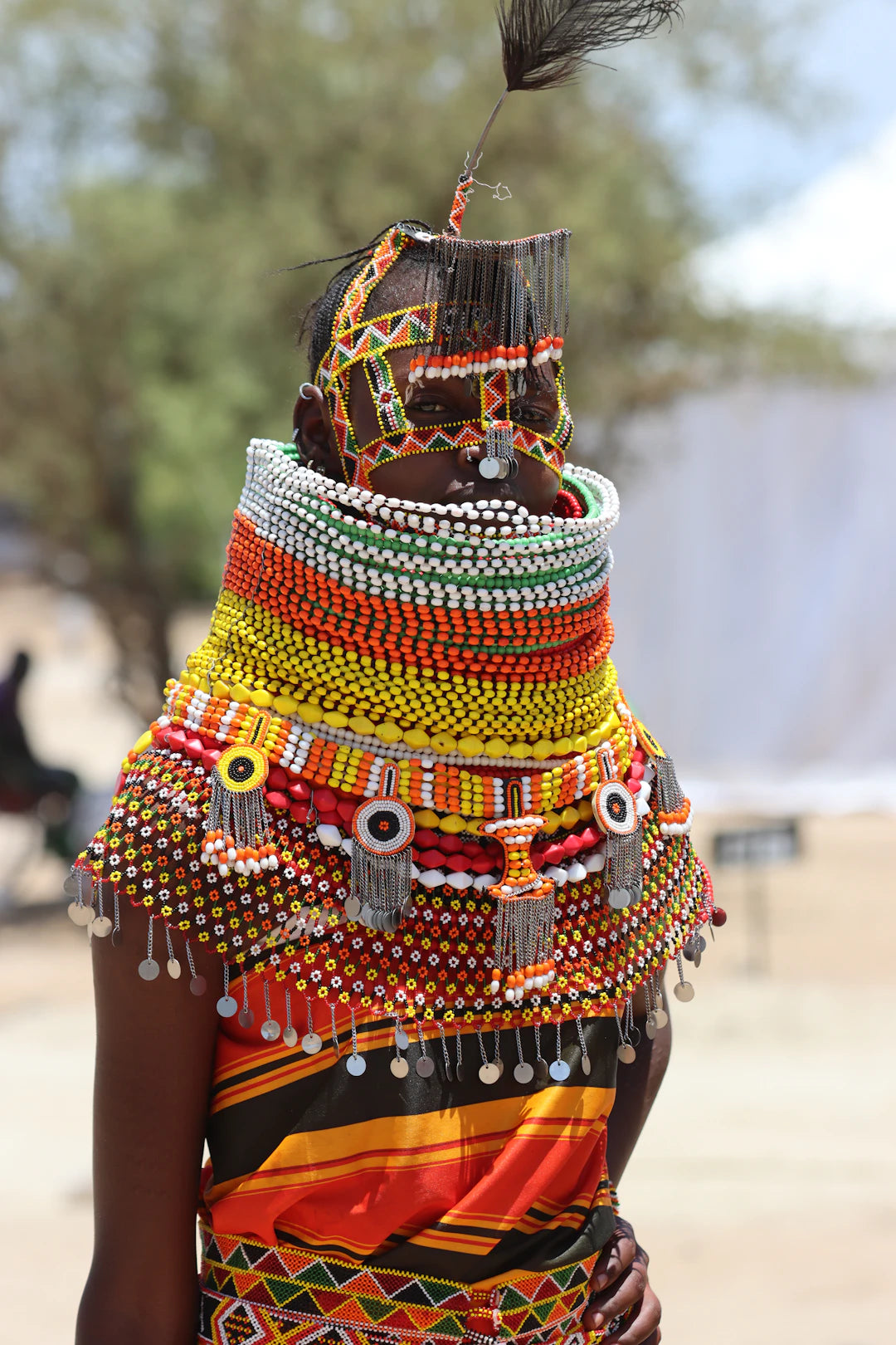 Les accessoires qui subliment la coiffure afro
