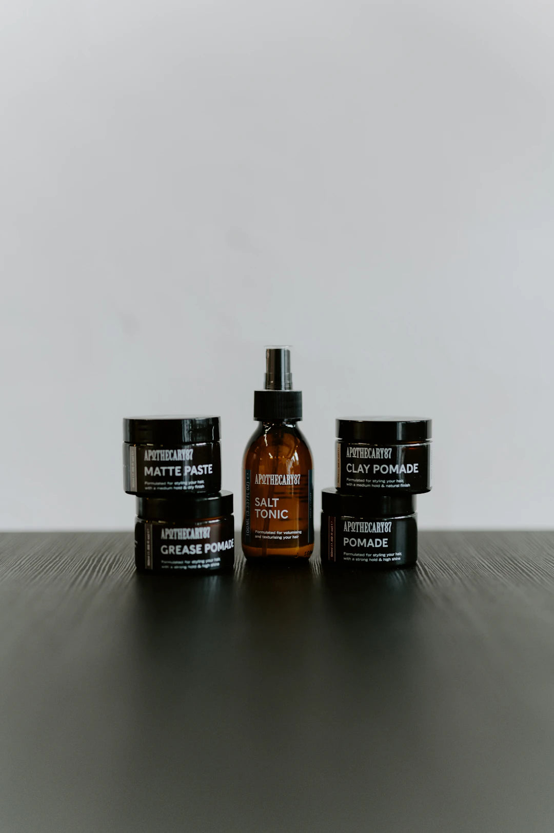 Gels et crèmes fixants pour sublimer les coiffures afro