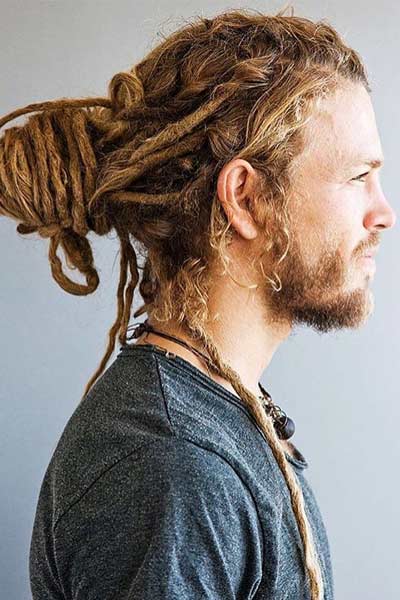 Cheveux locksés